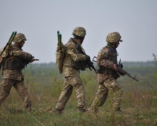 Украина не рассматривает силовой вариант возвращения Донбасса. Хомчак объяснил, почему