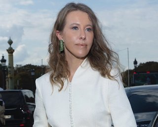 "Ксюша, їдьте додому": Собчак осоромили на модному показі у Парижі (відео)
