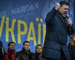 На грядущих выборах не будет борьбы за "денежные мешки", - Тягнибок
