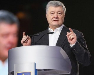 Порошенко призвал Зеленского не бояться и прийти на дебаты 14 апреля на НСК "Олимпийский"
