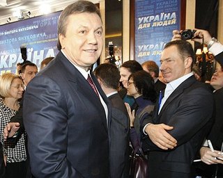 Пророссийские группировки  напомнили Януковичу, что он победил на выборах благодаря русским