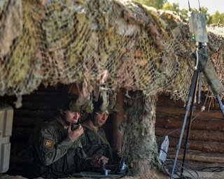 Не можуть навіть ремонтувати: санкції зірвали виробництво техніки, важливої для армії РФ