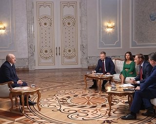 Лукашенко о своем президентском сроке: Возможно, я немного пересидел, но никуда не уйду