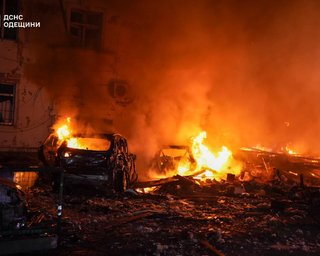 РФ вдарила "шахедами" по енергетиці Одеси: у місті аварійні відключення, що відомо (фото)