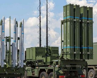 У відповідь на атаку РФ у Лейпцигу: Німеччина передасть Україні додаткові ракети і тисячі дронів