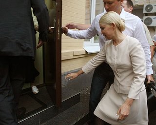 Суд назначил Тимошенко медэкспертизу