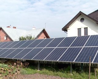 Кредит на сонячні та вітрові електростанції в Україні: "ПриватБанк" назвав умови отримання