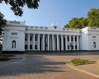 С выборов в Одессе сняли клонов Филимоновых, Зеленских и Саакашвили