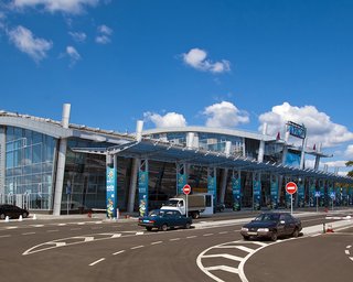 Польша возобновляет авиасообщение с Украиной
