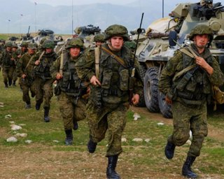 Залишилось 2-3 км: ЗС РФ можуть "розрізати" угрупування ЗСУ під Куп'янськом, — оглядач