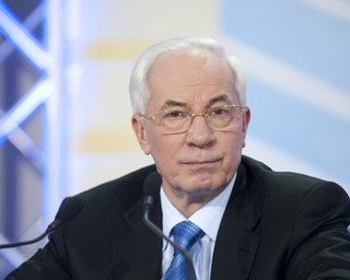 Азаров объяснил, какую позицию Украина займет в Таможенном союзе