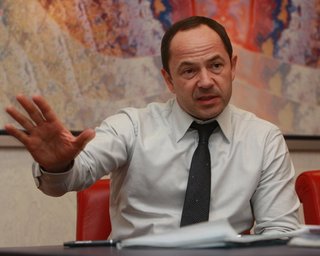 Тигипко: Азарова менять оснований нет