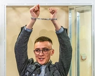 "Дело рук Банковой". Почему в посадке Стерненко обвинили Зеленского