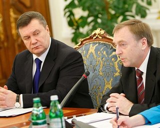 Лавриновича и Януковича подозревают в конституционном перевороте 2010 года