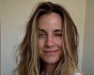 Ольга Харлан показала свою месячную дочь: что известно об отце ребенка (фото)
