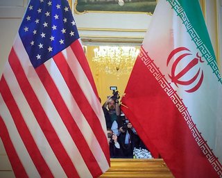 "Все будет сгорать дотла": Иран угрожает США и их союзникам в Заливе ударами по нефти и газу