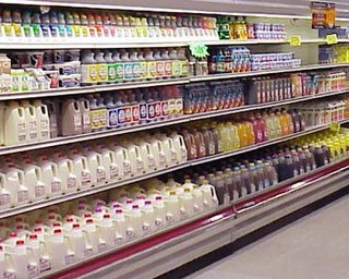 Инфляция в октябре: дорожали сыр, масло, алкоголь
