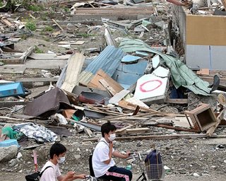 Мощное землетрясение в Японии обошлось без жертв 