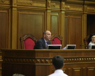 Парубий: Голосование по кредитам проверит регламентный комитет