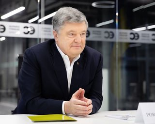 "Судьи нет": Адвокат назвал дату, когда огласят решение об аресте имущества Порошенко