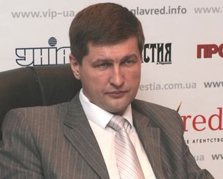 У Ющенко рассказали, когда возникнет вопрос о введении чрезвычайного положения