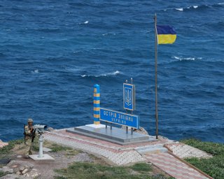 "Економічне знищення": Буданов розповів, що було б з Україною без контролю за Зміїним (відео)