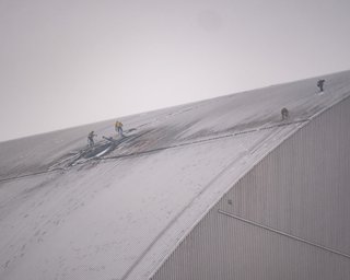 Ремонт "купола" ЧАЭС после удара РФ обойдется Украине в десятки миллионов евро, — СМИ