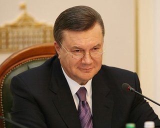 Обработано 96,7% протоколов. Янукович увеличил отрыв до 2,39