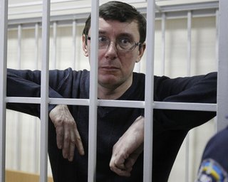 Луценко не будут делать еще одну операцию, - врач