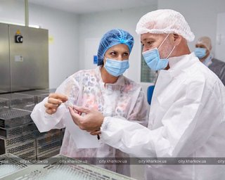 В Харькове планируют производить китайскую вакцину CoronaVac (фото)