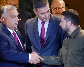 Раздражены противодействием Украине: ЕС хочет наказать Орбана, лишив венгров важных должностей