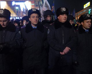 К Майдану подъехало большое количество автобусов с бойцами Беркута