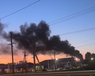 Дрони атакували одразу дві нафтобази росіян: сильно палає у Твері та Ставропольському краї (відео)