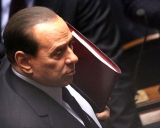 Берлускони: Ливийские ракеты не способны поразить Италию