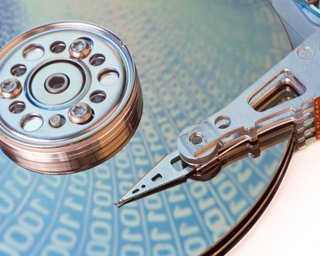 Інтернет є, але дивитися нічого: у РФ продаж DVD- і Blu-ray дисків зріс у 2 рази