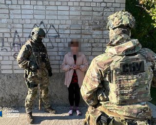 Організувала псевдореферендум: у Луганській області затримали російську колаборантку (фото)
