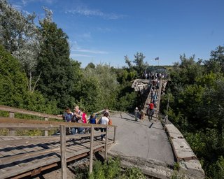 В "ЛНР" говорят, что строительство моста в Станице Луганской будет воспринято как акт агрессии