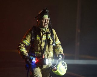 У Києві вдарили по гіпермаркету, на Вінничині — по енергетиці: наслідки масованої атаки РФ (відео)