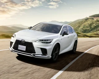 Новий Lexus RX пройшов "пекло" Нюрбургринга: що змінили в кросовері (фото)