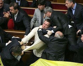 БЮТ: ратификация пакта Януковича-Медведева нелегитимна