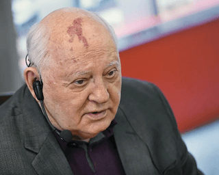 Горбачов був вражений війною з Україною, але не коментував агресію РФ, — перекладач генсека