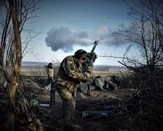 Під Роботиним окупанти продовжують суїцидальні місії, а ЗСУ не прощаються з Авдіївкою, — Братчук (відео)