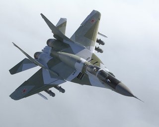 Сирийские повстанцы сбили самолет армии Асада