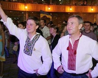 Кто сядет в Киеве. Три версии разгрома команды Черновецкого