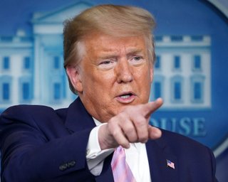 "Почнемо атакувати сушу": Трамп анонсував боротьбу з картелями у Мексиці