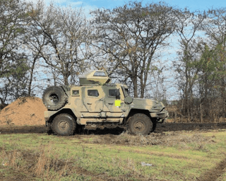 В РФ их меньше 10: украинские военные затрофеили новейший броневик оккупантов АМН (фото)