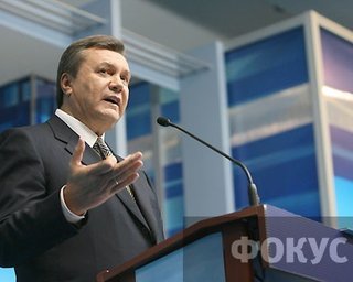 Янукович сменил имидж ради электората Тигипко и Яценюка,- эксперт