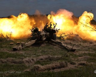 РФ продвигается всеми методами, а ВСУ несут потери: "Осман" о ситуации под Бахмутом (карта)