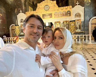 Відбулися у символічному місці: Сергій Притула поділився зворушливими кадрами з хрестин сина (фото)