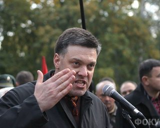 Тягнибок ожидает массовых фальсификаций при подсчете голосов на выборах в Верховную Раду